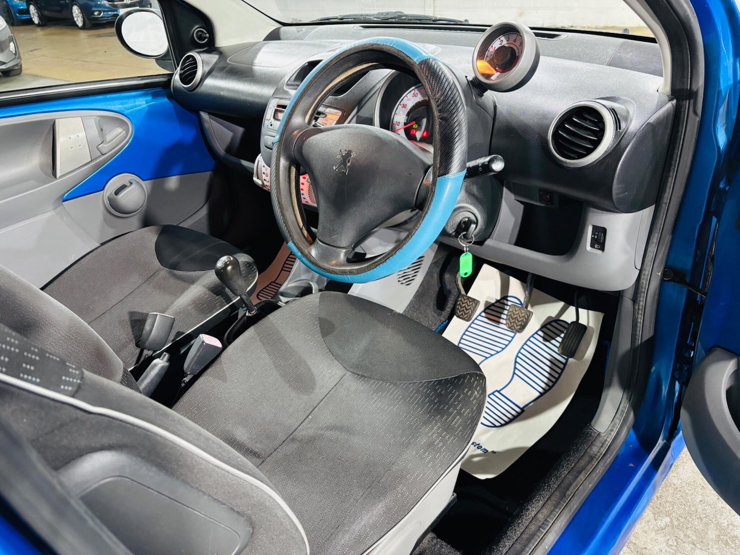 Used Peugeot 107 2009 for sale - 77657913: Photo 9