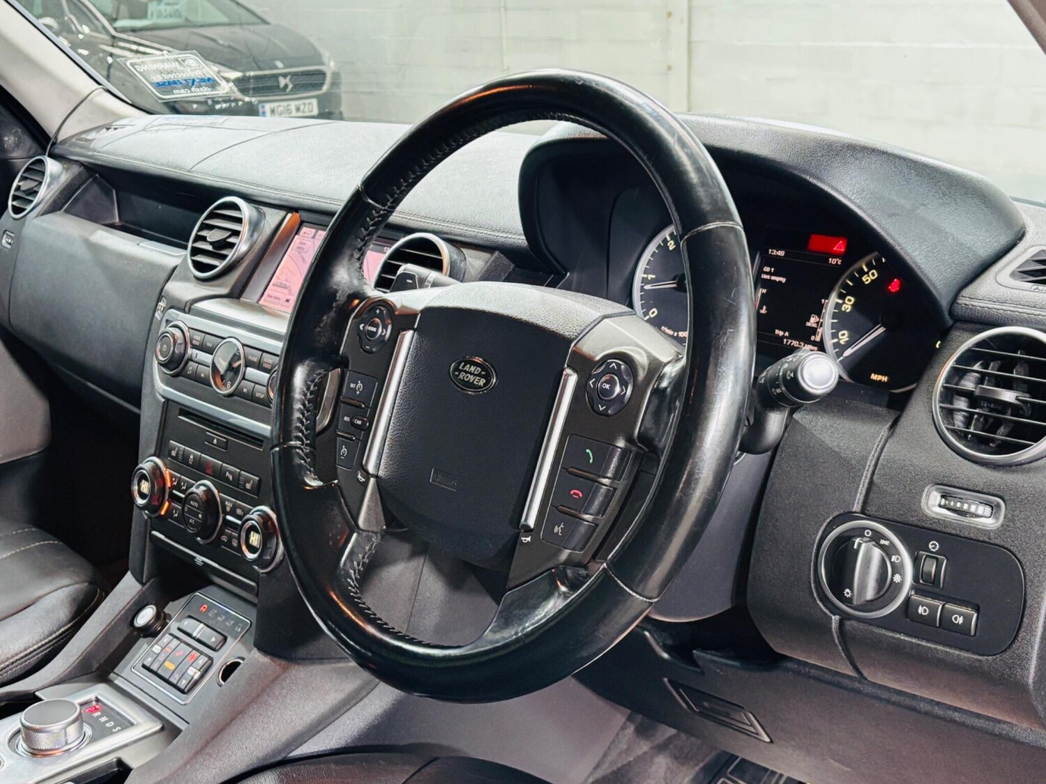 Used Land Rover Discovery 2012 for sale - 77695716: Photo 11