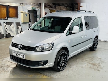 Used Volkswagen Caddy Maxi Life 2013 for sale - 79212346: Photo