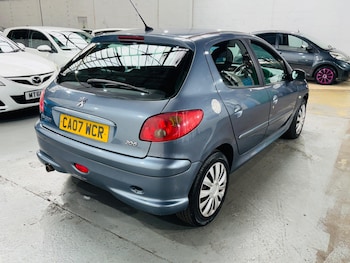Used Peugeot 206 2007 for sale - 79441488: Photo