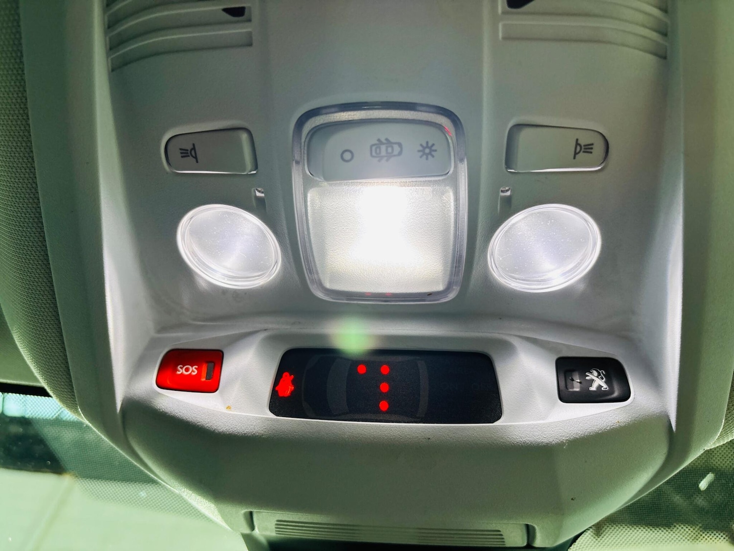 Used Peugeot 3008 2019 for sale - 76377349: Photo 30