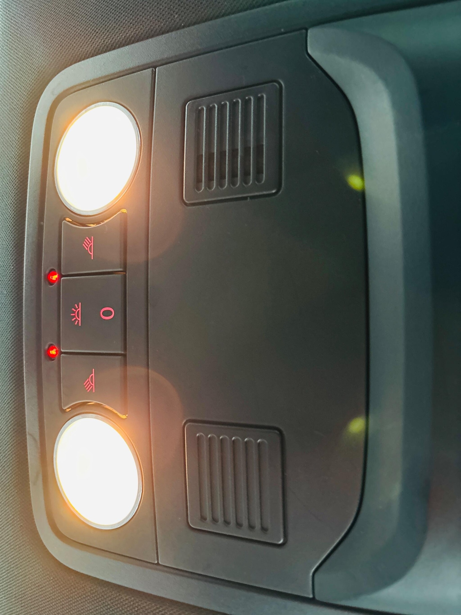 Used Volkswagen Beetle 2016 for sale - 76995469: Photo 30