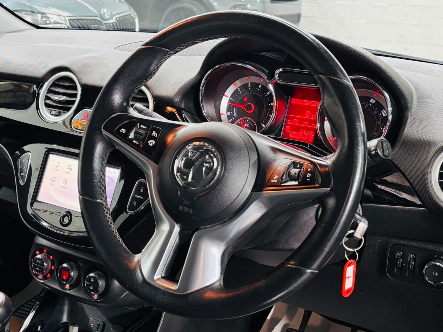 Used Vauxhall ADAM 2014 for sale - 76136688: Photo 11