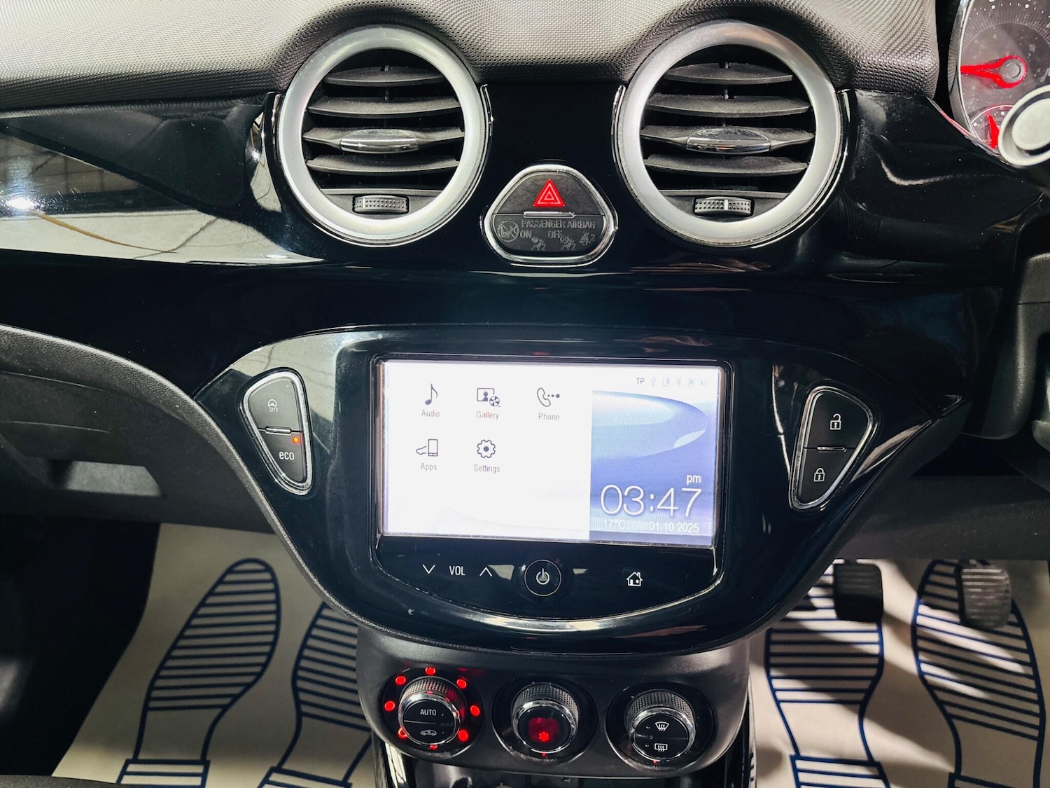 Used Vauxhall ADAM 2014 for sale - 76136688: Photo 24