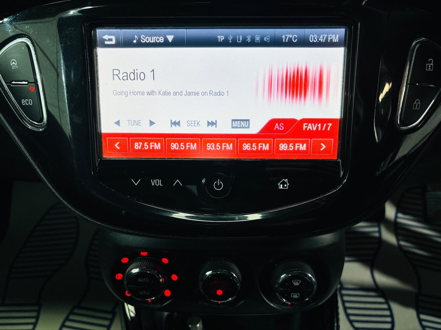 Used Vauxhall ADAM 2014 for sale - 76136688: Photo 25