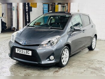 Used Toyota Yaris 2013 for sale - 77455719: Photo