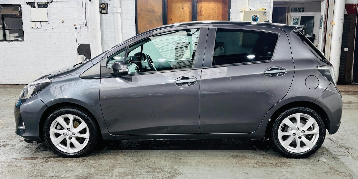 Used Toyota Yaris 2013 for sale - 77455719: Photo 9