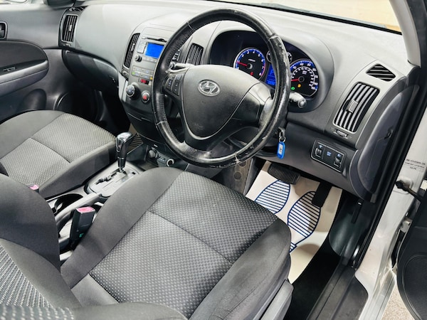 Used Hyundai i30 2010 for sale - 76024541: Photo 11