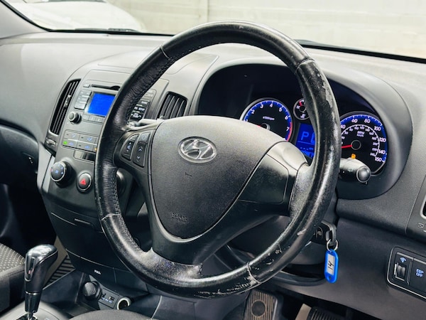 Used Hyundai i30 2010 for sale - 76024541: Photo 13