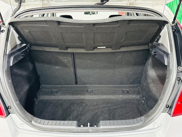 Used Hyundai i30 2010 for sale - 76024541: Photo 29
