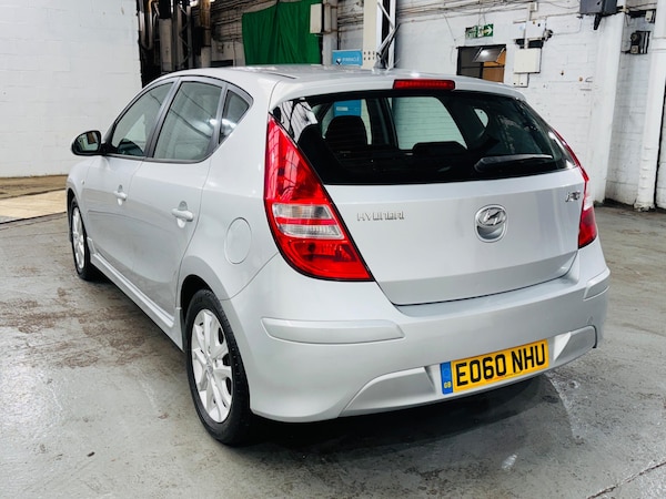 Used Hyundai i30 2010 for sale - 76024541: Photo 8