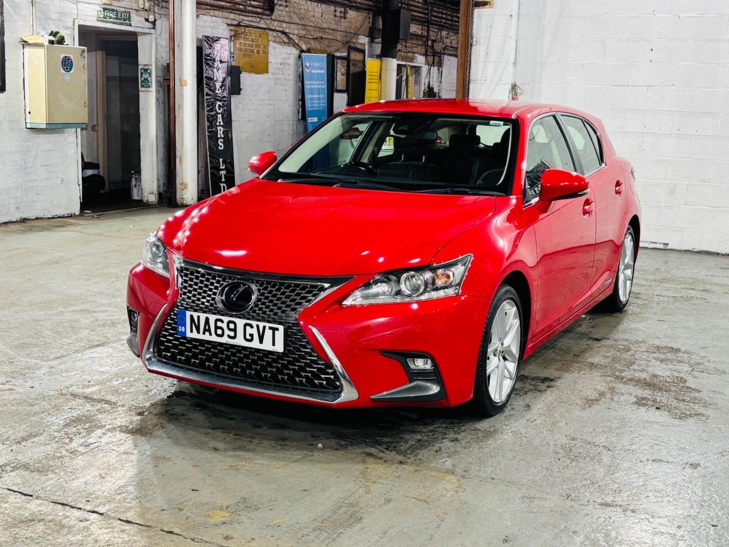 Used Lexus CT 2019 for sale - 76398060: Photo 4