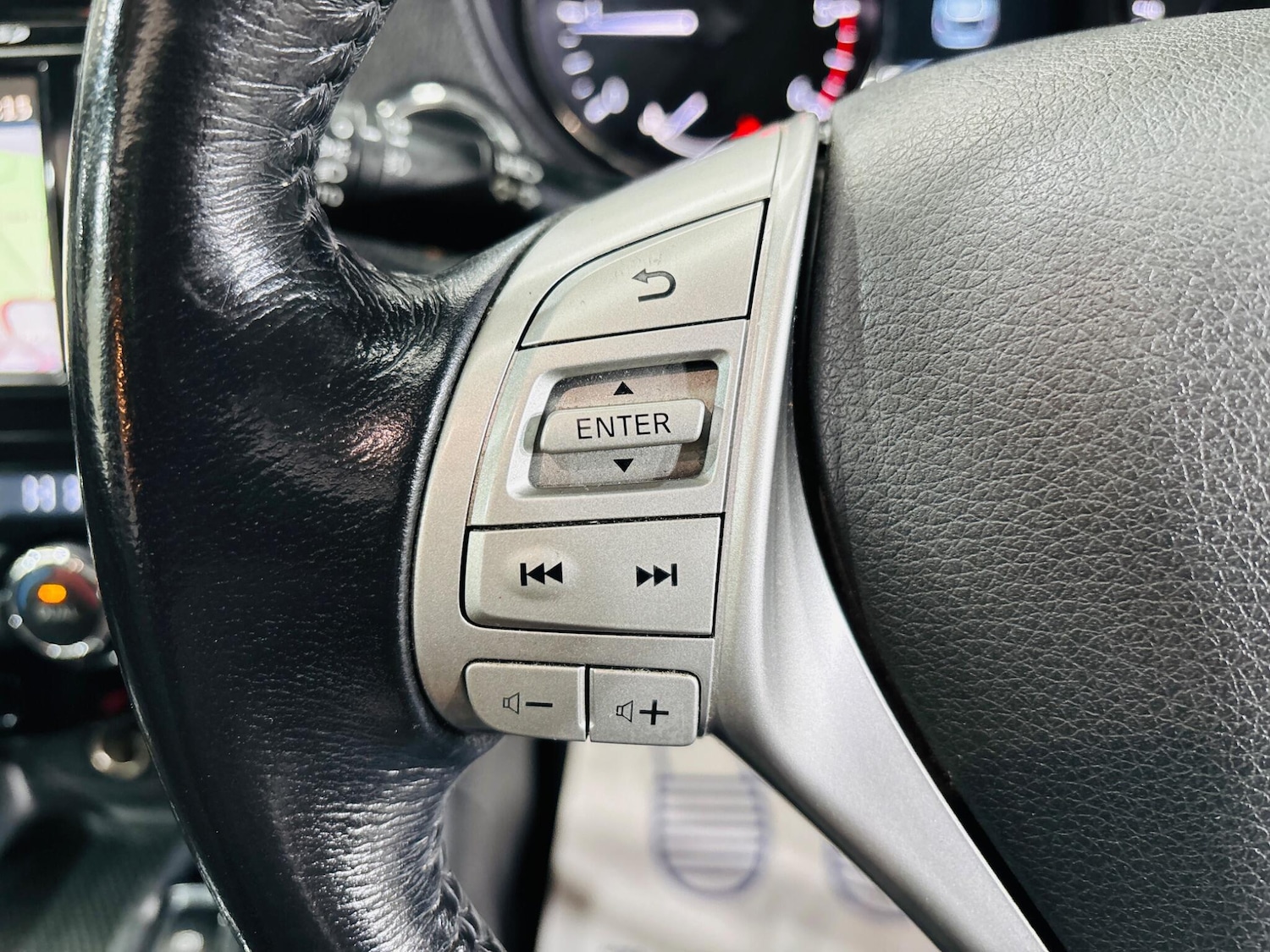 Used Nissan X-Trail for sale - 76994559: Photo 24