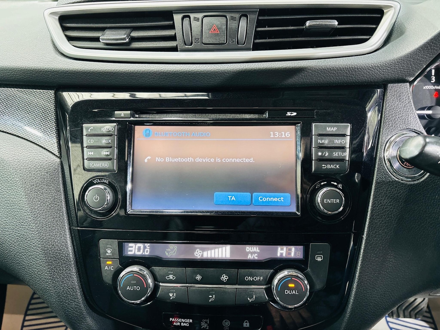 Used Nissan X-Trail for sale - 76994559: Photo 27