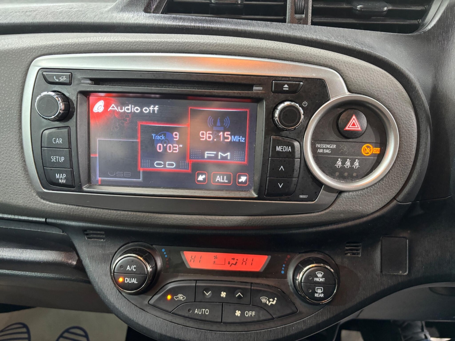 Used Toyota Yaris for sale - 78057945: Photo 17