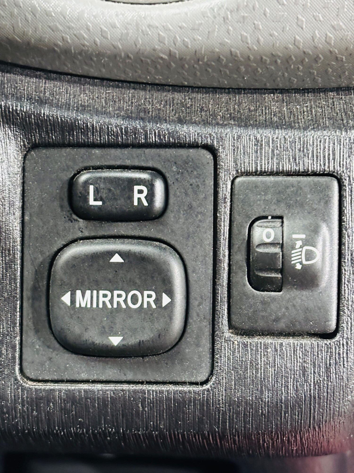 Used Toyota Yaris for sale - 78057945: Photo 30