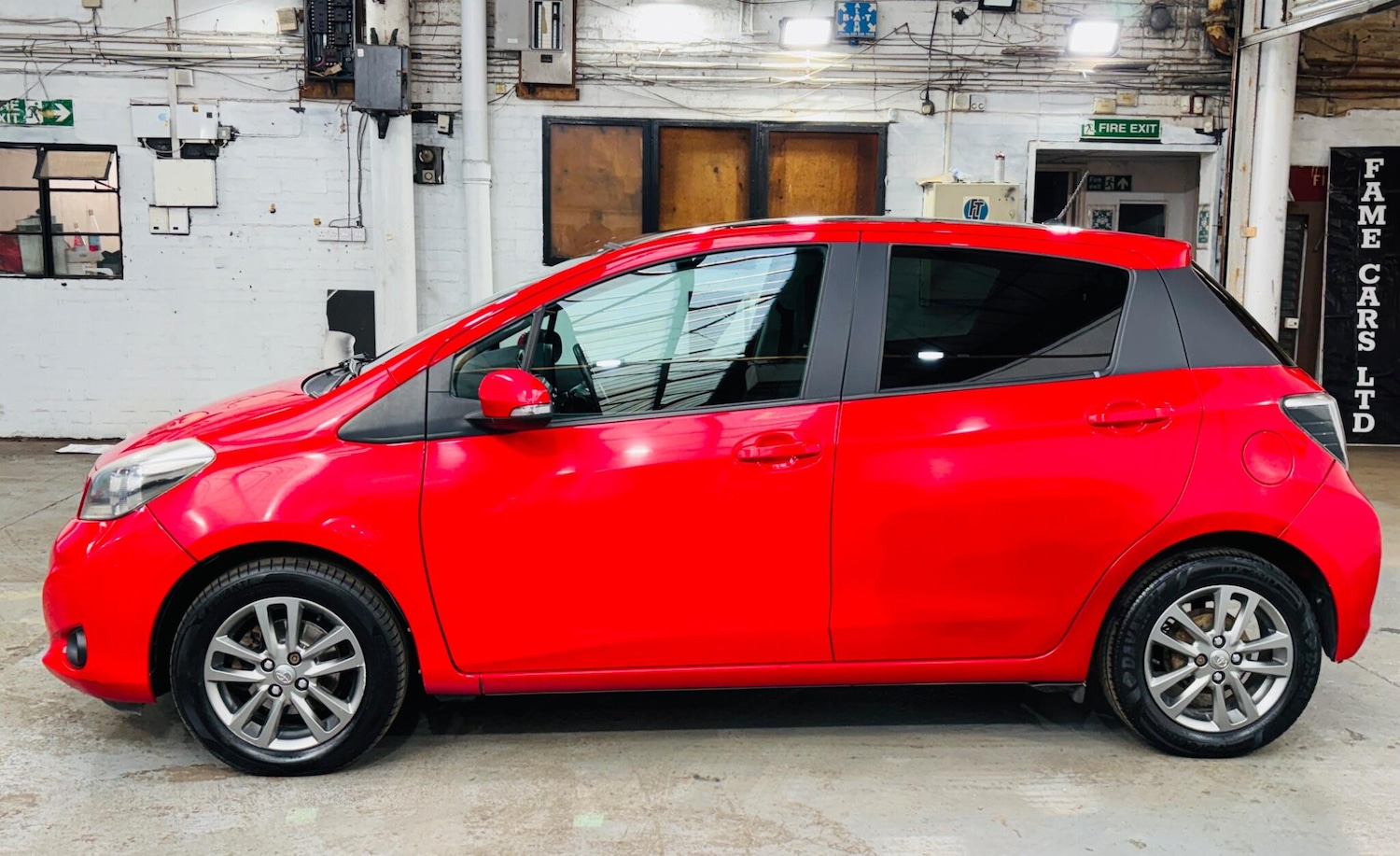 Used Toyota Yaris for sale - 78057945: Photo 9