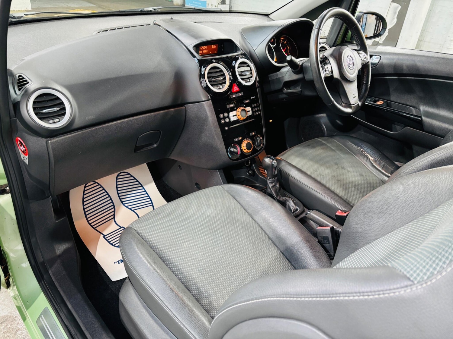 Used Vauxhall Corsa 2009 for sale - 77054031: Photo 14