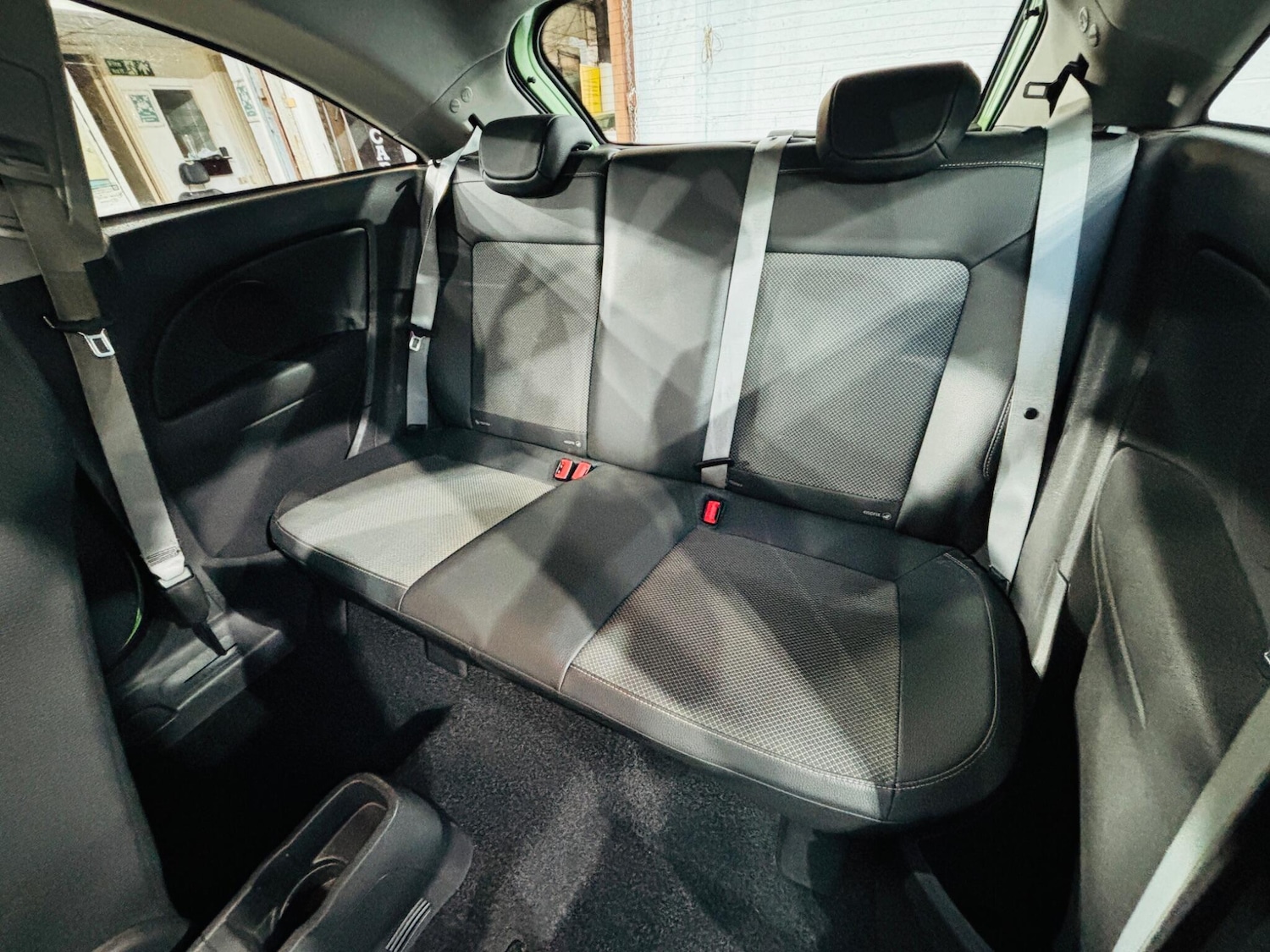 Used Vauxhall Corsa 2009 for sale - 77054031: Photo 16