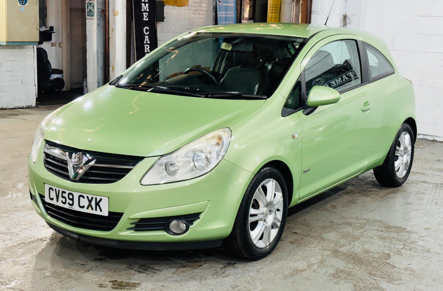 Used Vauxhall Corsa 2009 for sale - 77054031: Photo 4