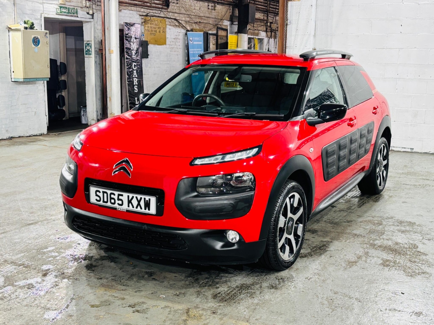 Used Citroen C4 Cactus 2015 for sale - 76377666: Photo 4