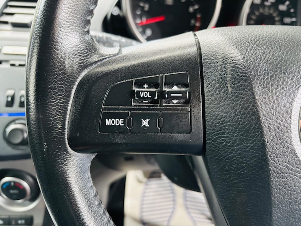 Used Mazda Mazda3 2012 for sale - 76247320: Photo 20