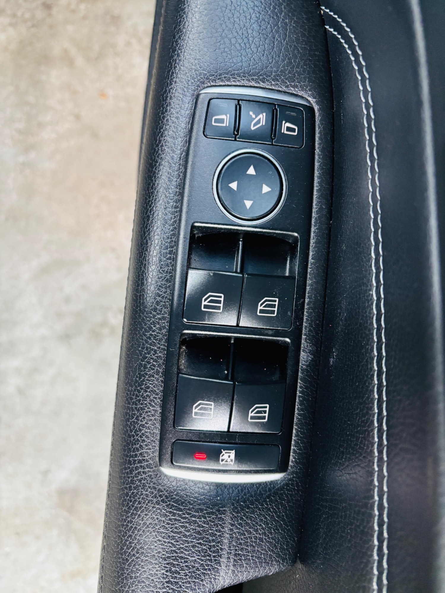 Used Mercedes-Benz E Class for sale - 76995711: Photo 17