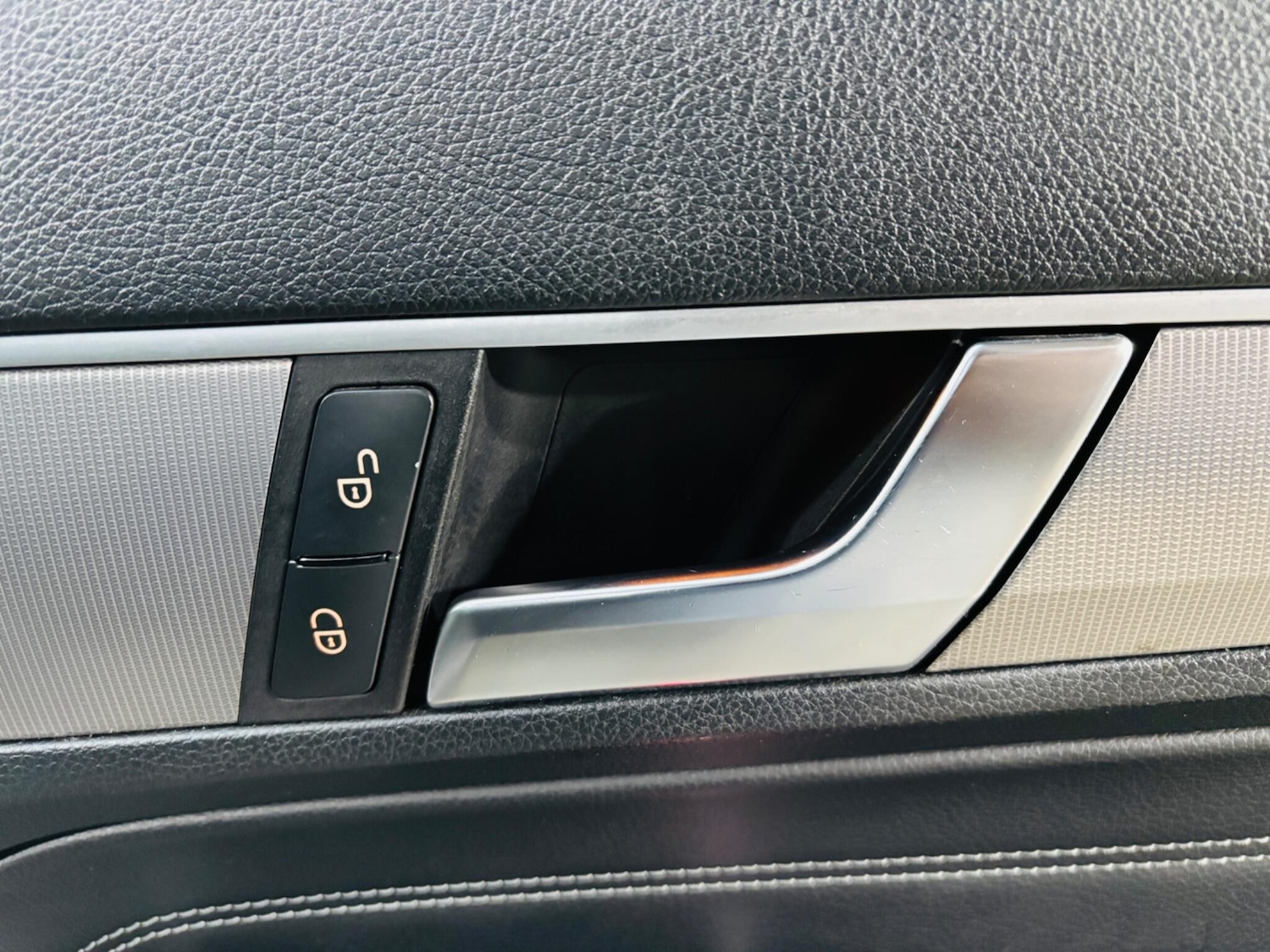 Used Mercedes-Benz E Class for sale - 76995711: Photo 18