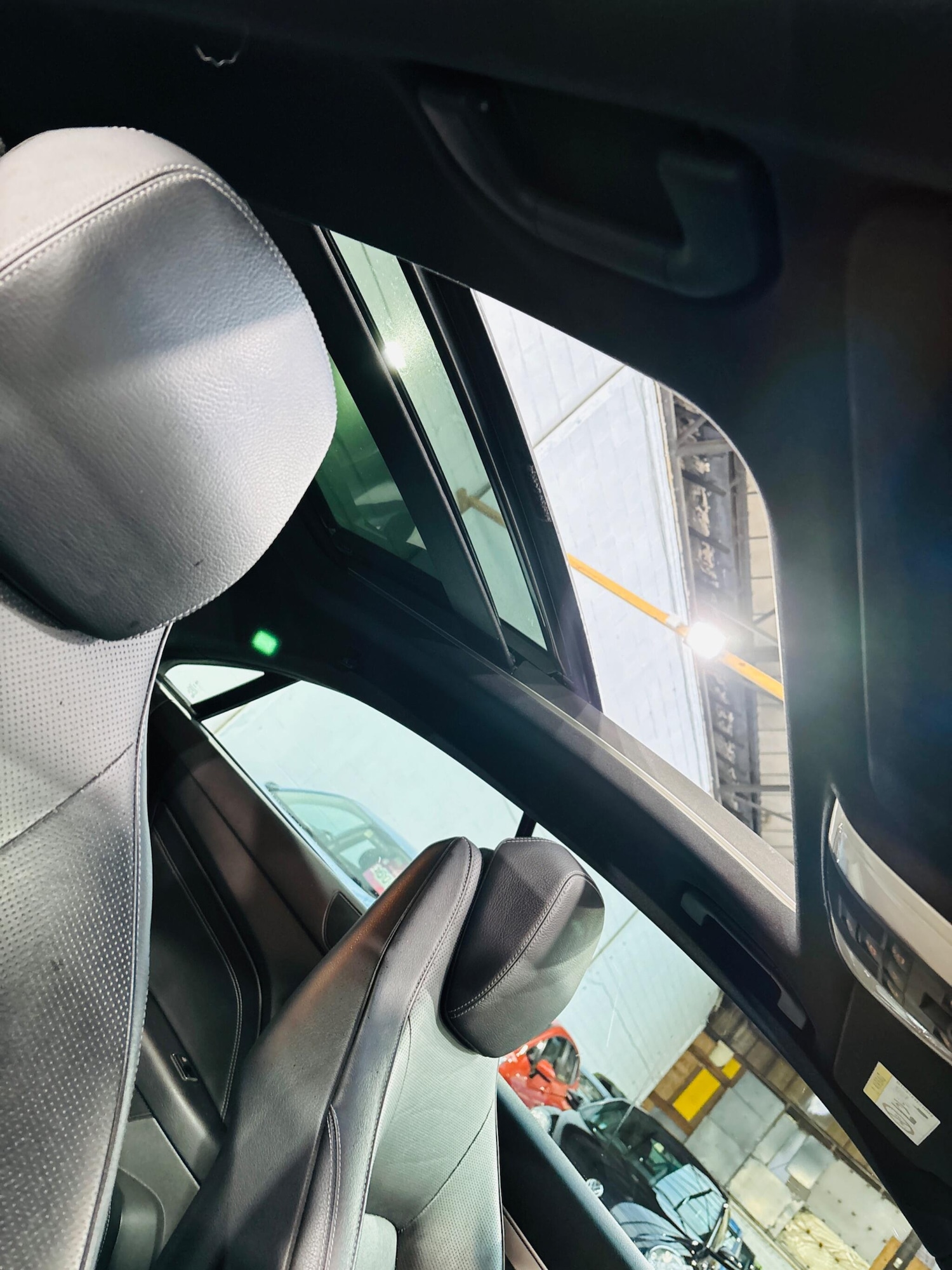 Used Mercedes-Benz E Class for sale - 76995711: Photo 32