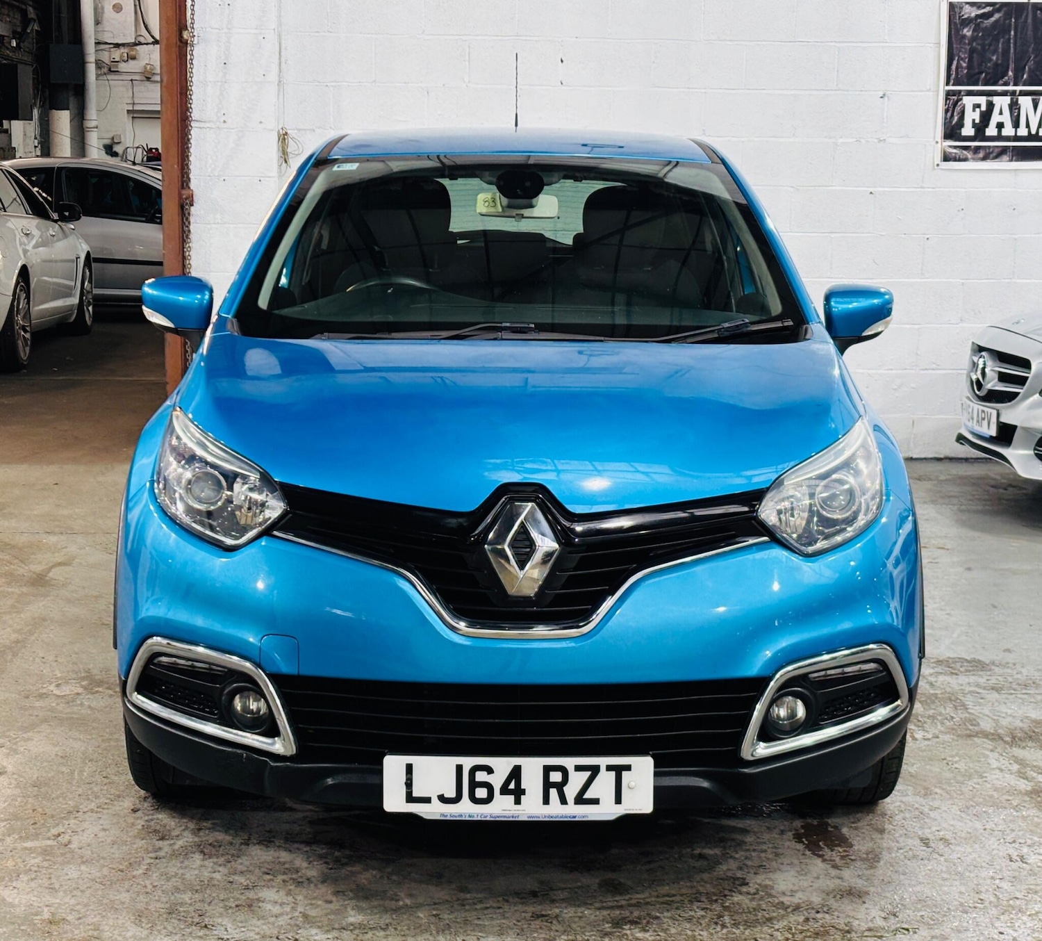 Used Renault Captur 2015 for sale - 77784104: Photo 2