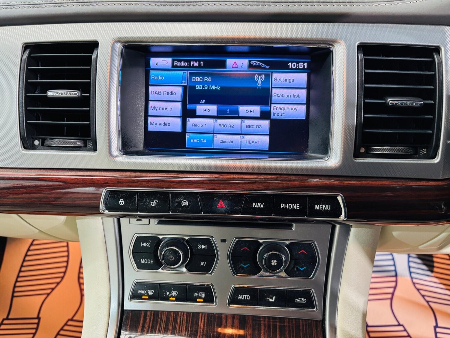 Used Jaguar XF 2012 for sale - 77611723: Photo 23