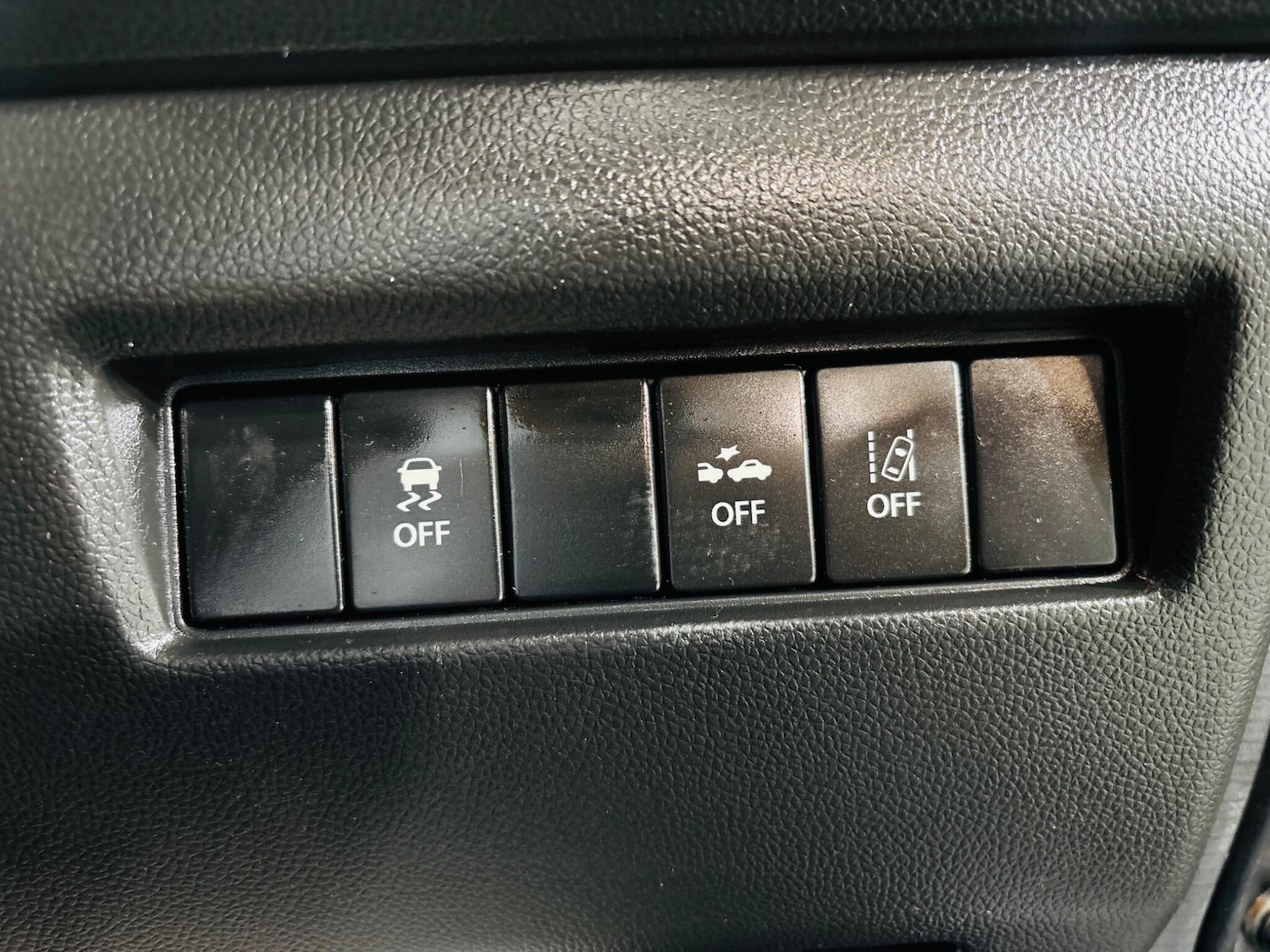 Used Suzuki Swift 2020 for sale - 76327029: Photo 18