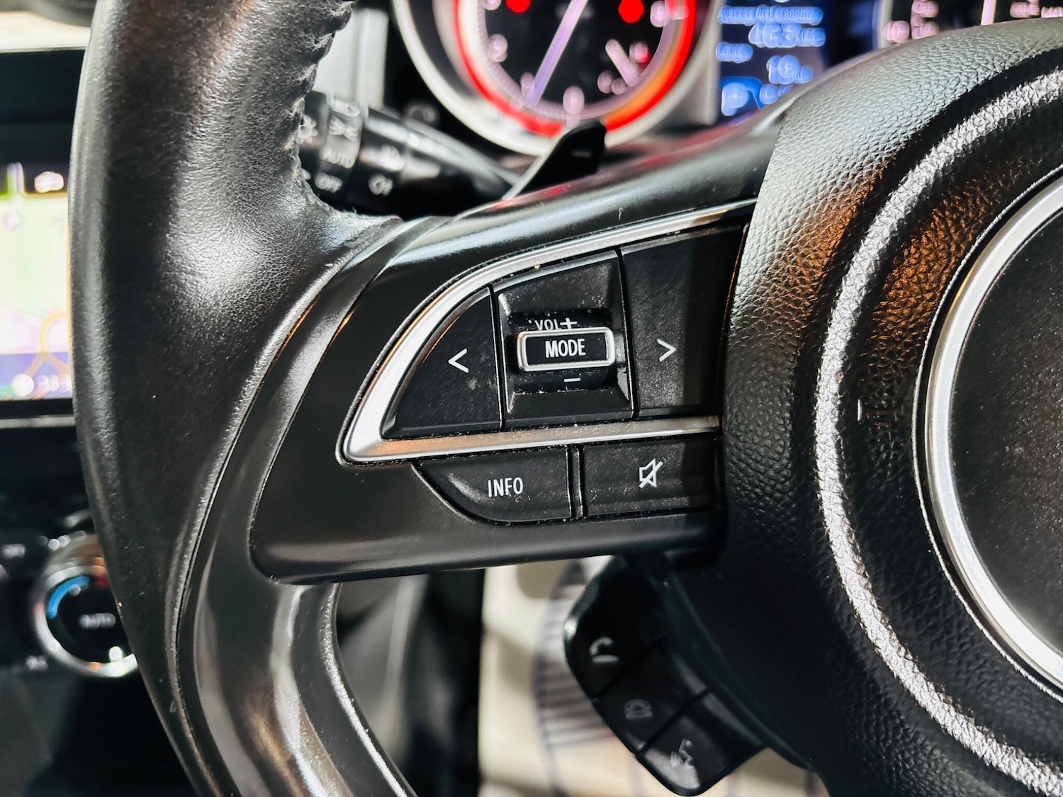Used Suzuki Swift 2020 for sale - 76327029: Photo 20