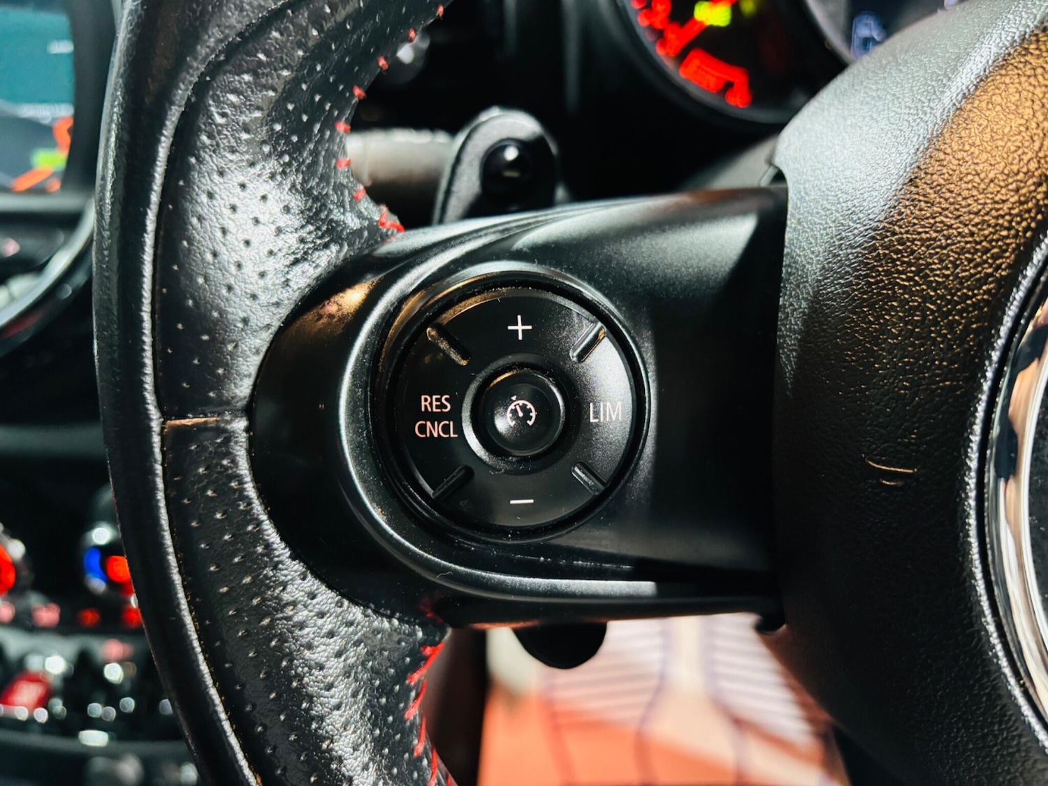 Used MINI Clubman 2018 for sale - 76727542: Photo 21