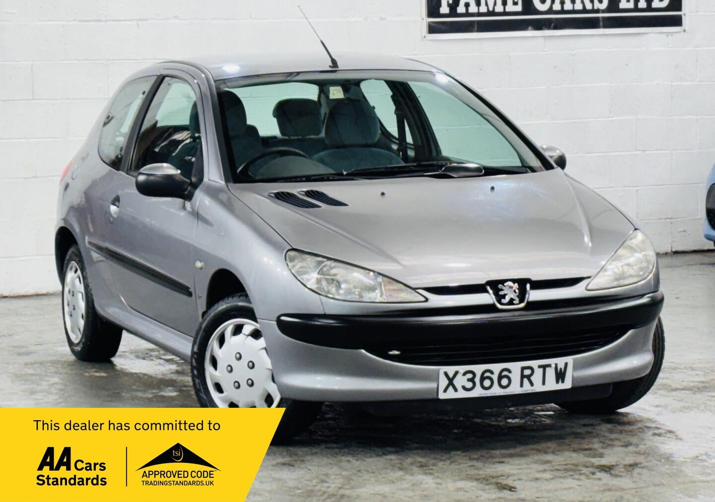Used Peugeot 206 2001 for sale - 76667312: Photo 1