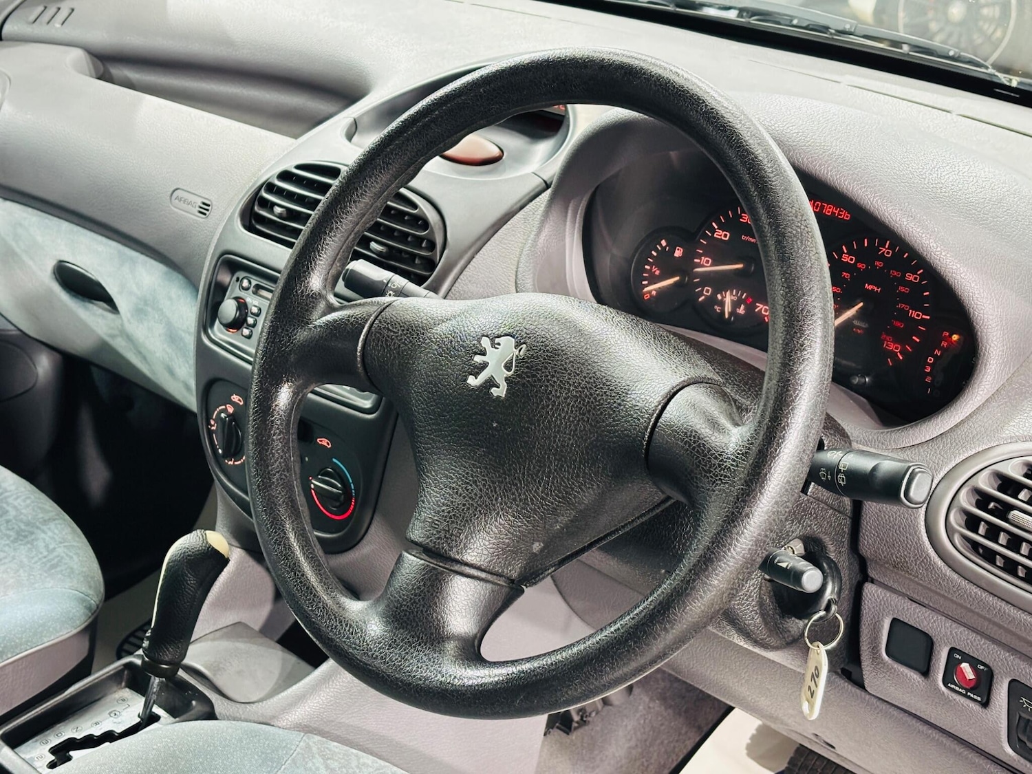 Used Peugeot 206 2001 for sale - 76667312: Photo 11