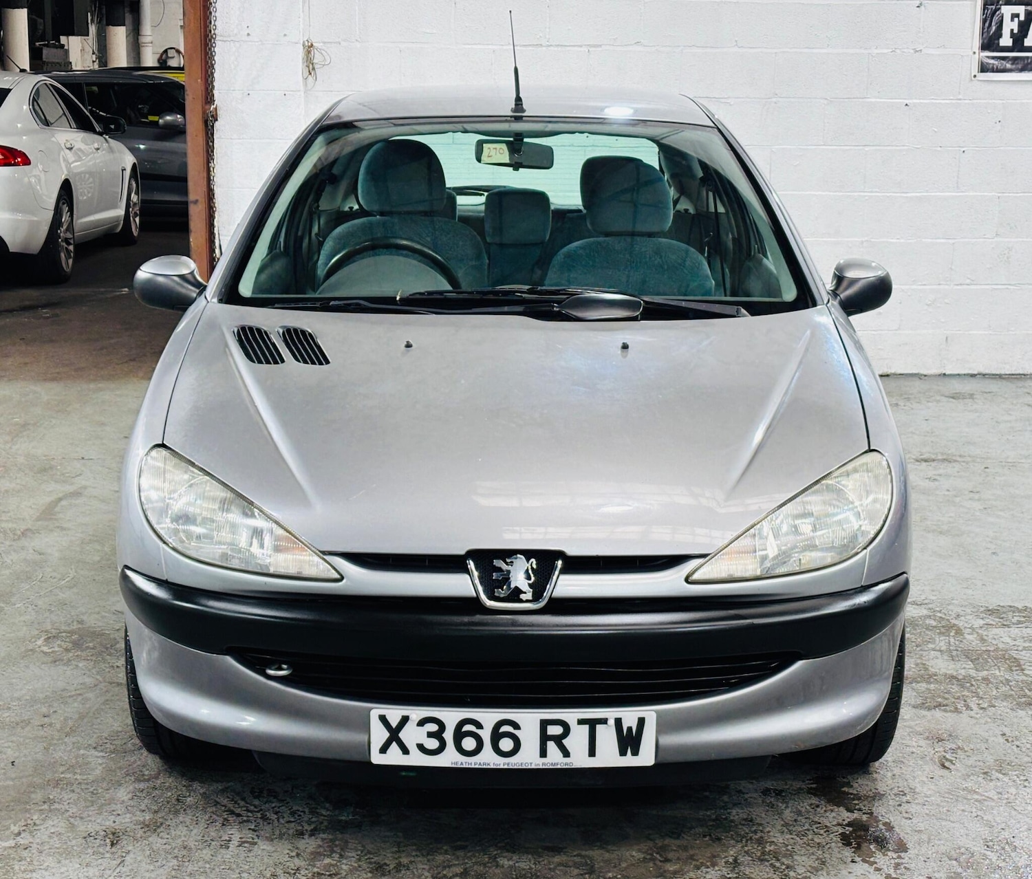 Used Peugeot 206 2001 for sale - 76667312: Photo 2