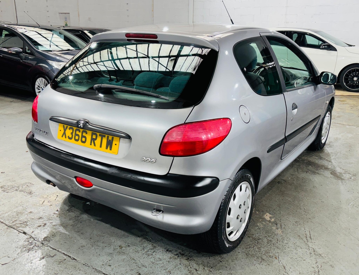 Used Peugeot 206 2001 for sale - 76667312: Photo 5
