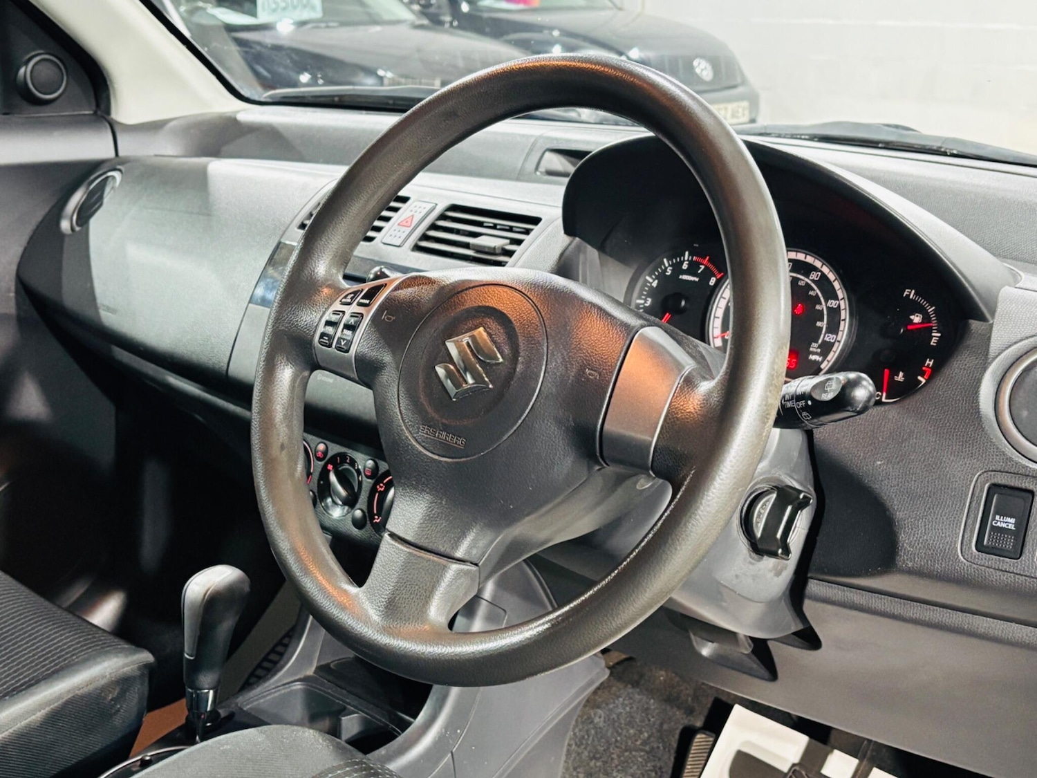 Used Suzuki Swift 2006 for sale - 76521870: Photo 11