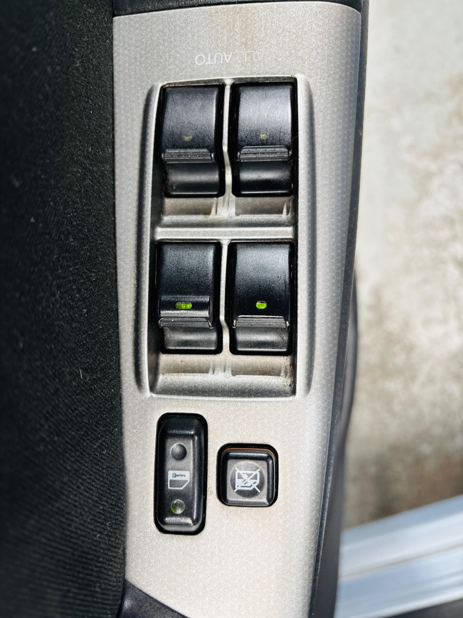 Used Toyota Corolla 2006 for sale - 76122329: Photo 17
