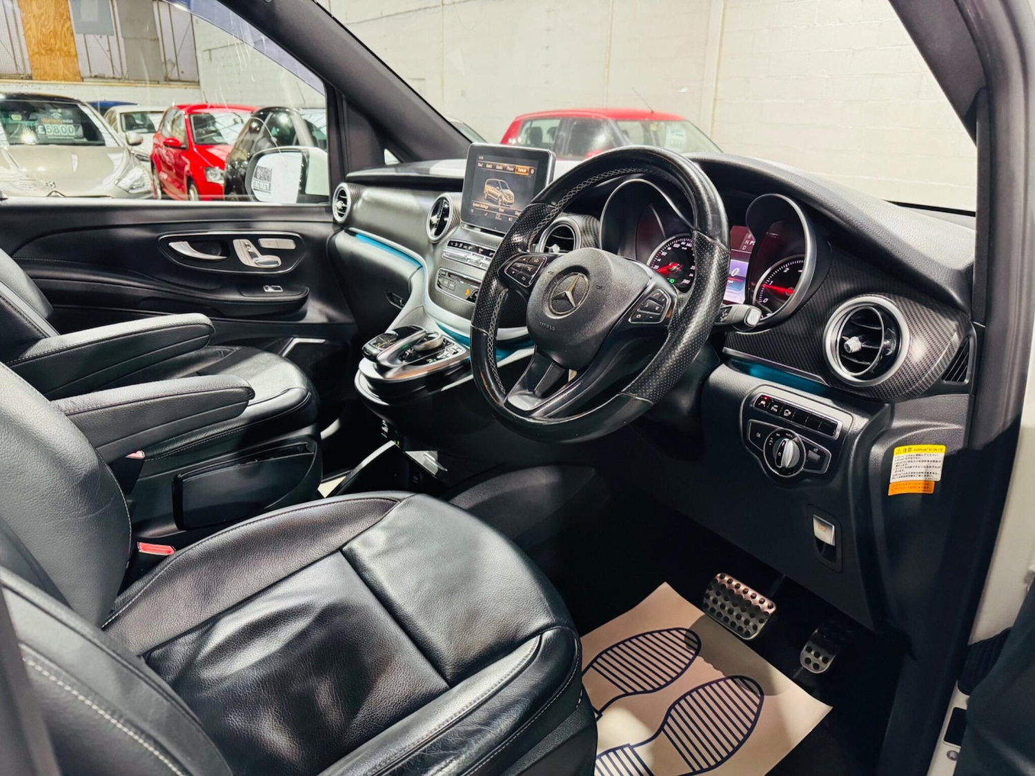 Used Mercedes-Benz V-Class 2025 for sale - 77203307: Photo 10