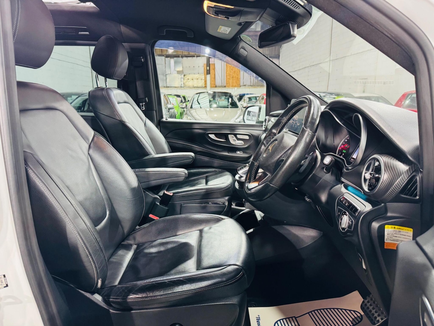 Used Mercedes-Benz V-Class 2025 for sale - 77203307: Photo 12