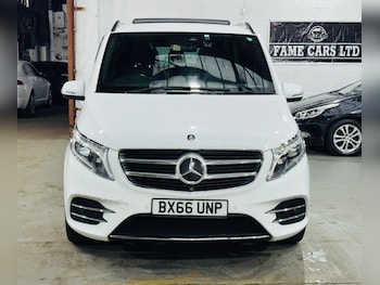 Used Mercedes-Benz V-Class 2016 for sale - 77203307: Photo
