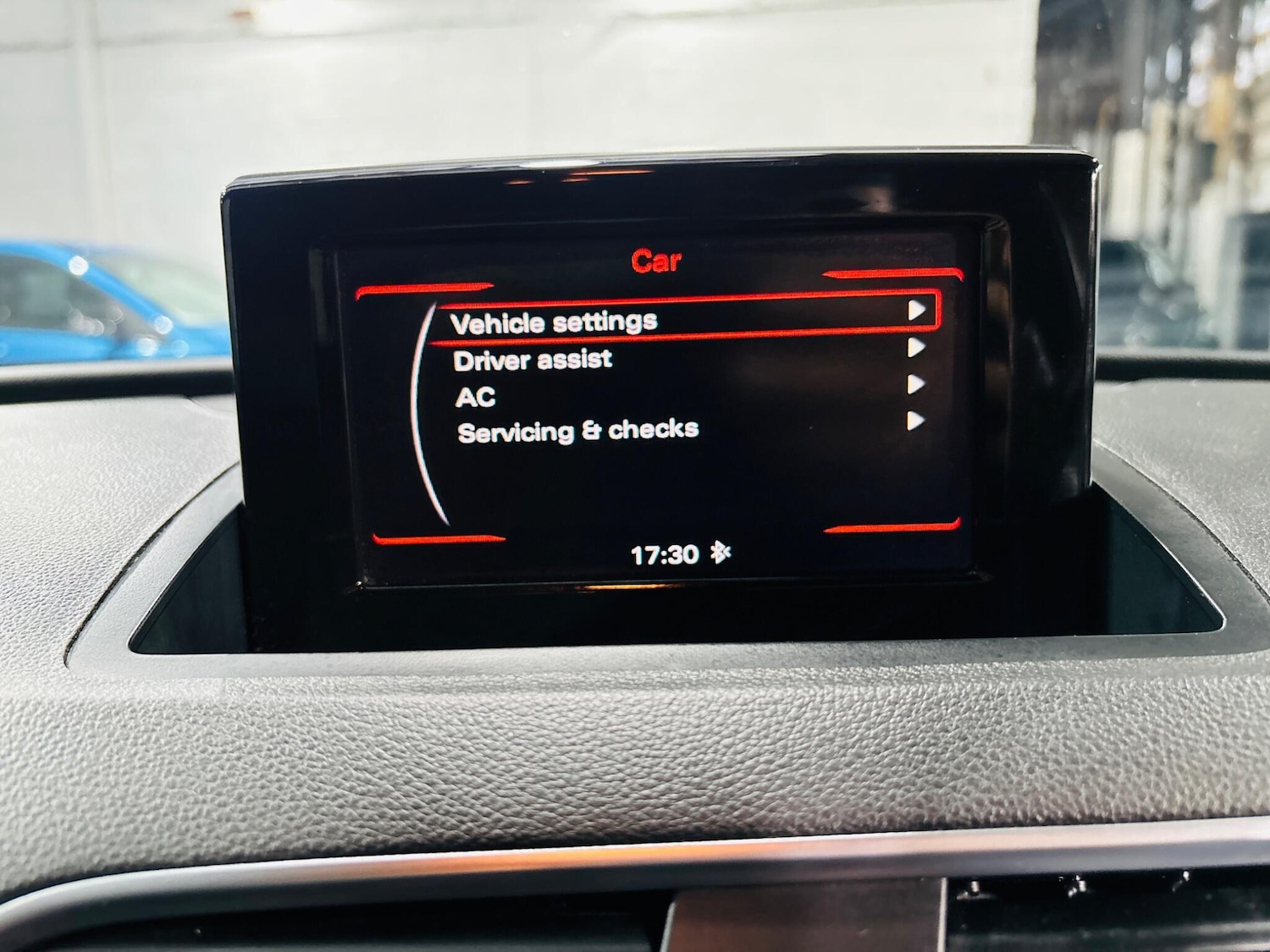 Used Audi Q3 2013 for sale - 76398040: Photo 28