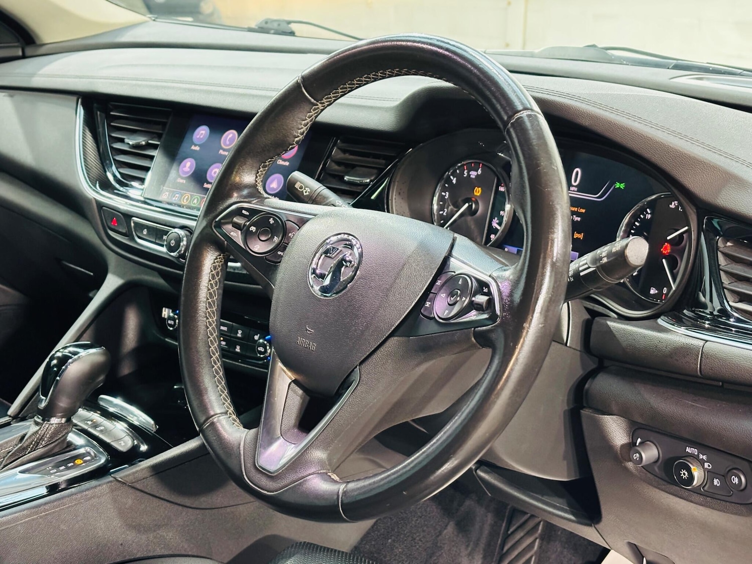 Used Vauxhall Insignia 2018 for sale - 76613356: Photo 11