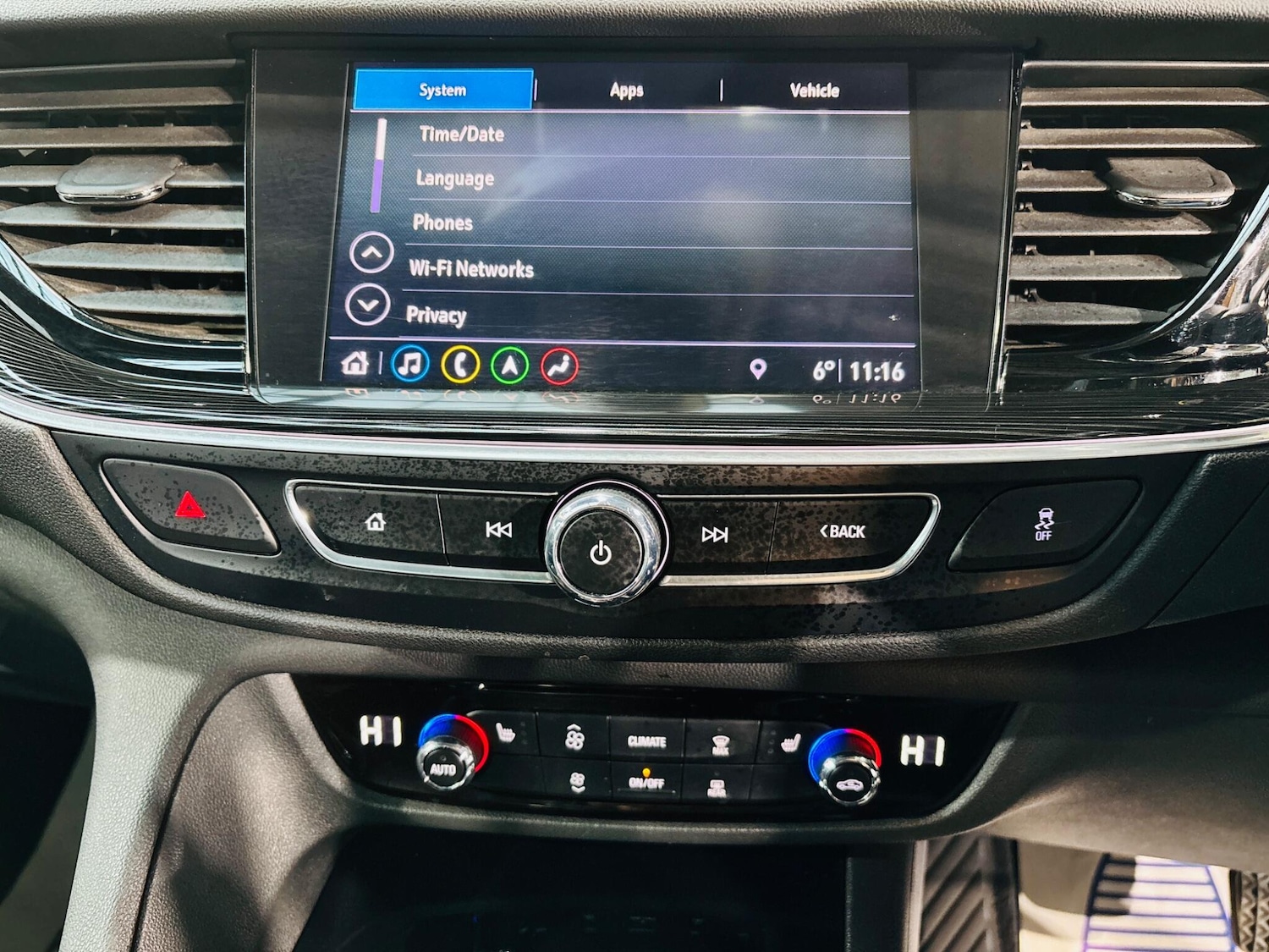 Used Vauxhall Insignia 2018 for sale - 76613356: Photo 25