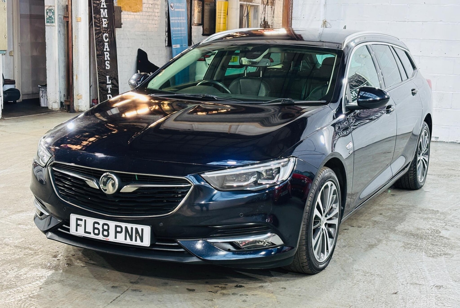 Used Vauxhall Insignia 2018 for sale - 76613356: Photo 4