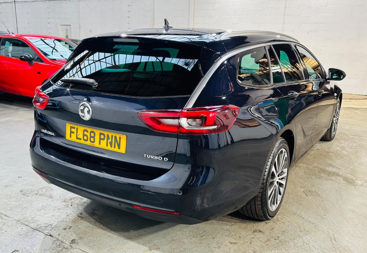 Used Vauxhall Insignia 2018 for sale - 76613356: Photo 5