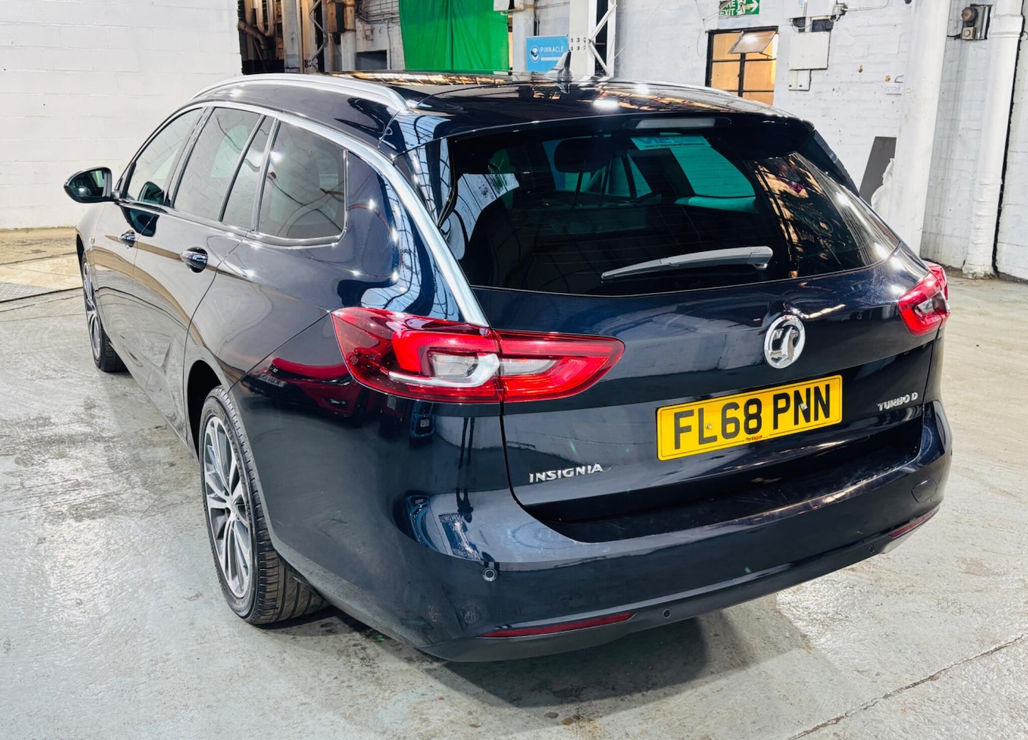 Used Vauxhall Insignia 2018 for sale - 76613356: Photo 7