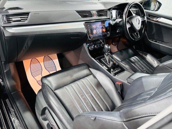 Used Skoda Superb 2018 for sale - 76294689: Photo 14